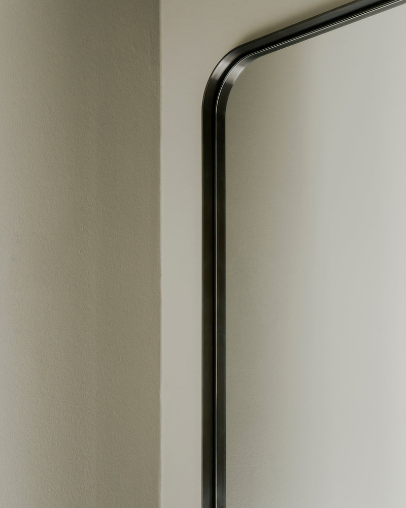Profile Mirror 01
